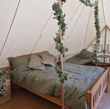 Aldwark Bridge Glamping - Aurora Tent