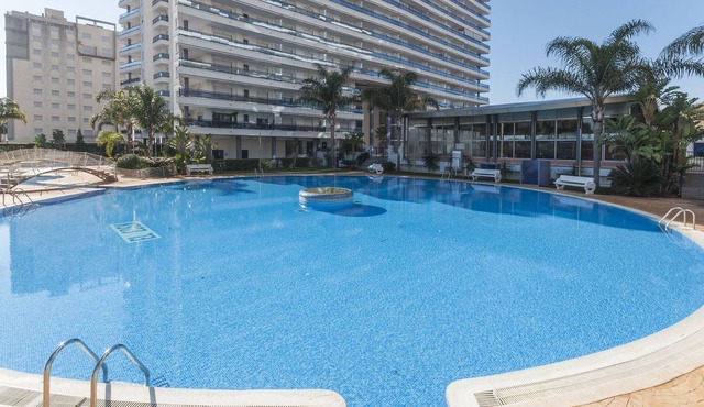 ALEJANDRITA - Apartment with shared pool in Playa De Gandia and Free Wifi