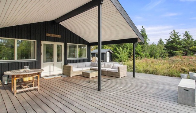 "Aleko" - 2.5km from the sea by Interhome