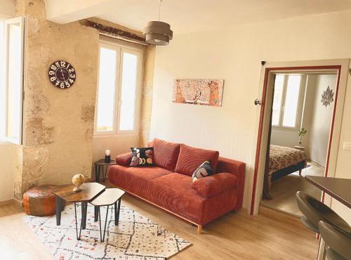 Alembert - En plein centre ville - 1er étage