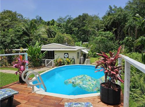 Alena Star House, Eco Retreat With Pool, Prime Position