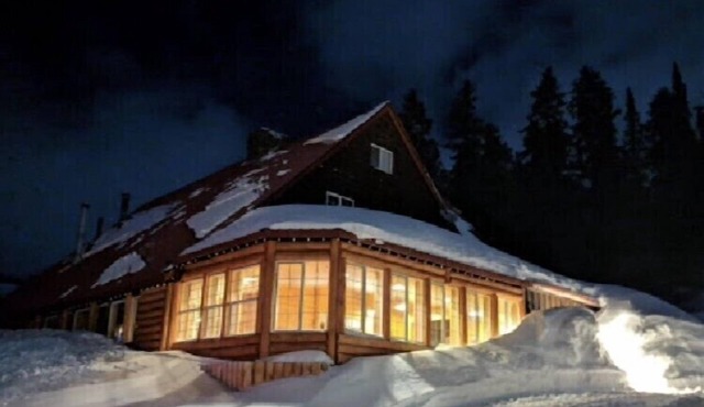Alexander lake lodge