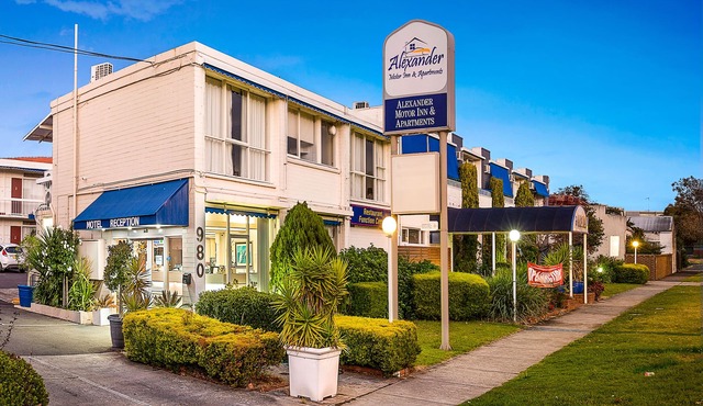 Alexander Motor Inn & Apartments