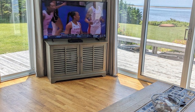 Alexanders Beach House, Beautiful 4 Star Ocean Front Beach House