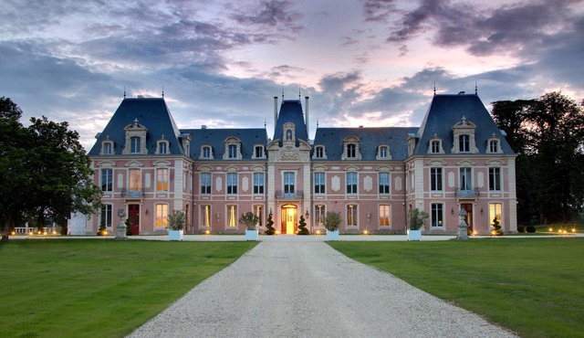 Alexandra Palace - La Maison Younan