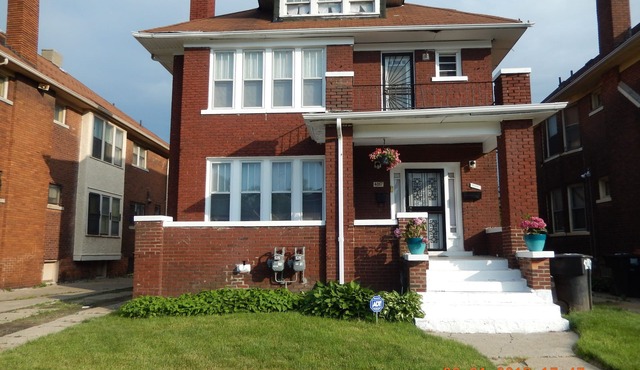 Alexandria's Motor City Condo Apartment