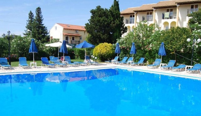 Alexandros Studios Apartments