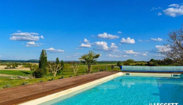 Alexyo - 10 persons Villa with pool close to Aubeterre