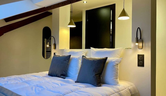 Alfred Suites is an elegant, upscale residence ideally located in the vibrant he