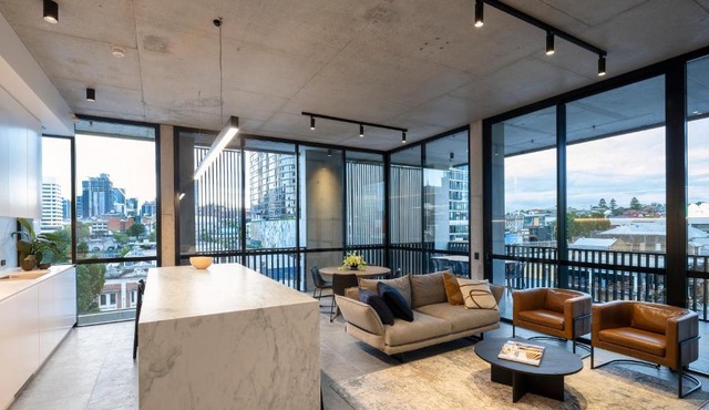 Alfred & Turner Apartments, Luxury 2 Bedroom Condos in the heart of the Valley