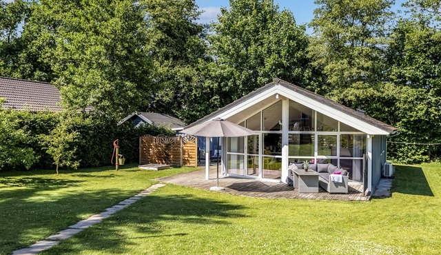 "Alfwin" - 300m from the sea by Interhome