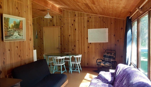 Algonquin Cabin on the Magnetawan river