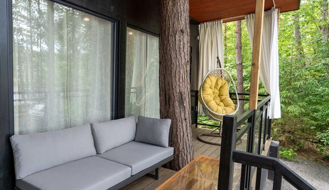 Algonquin's Edge Resort | Waterfront 9