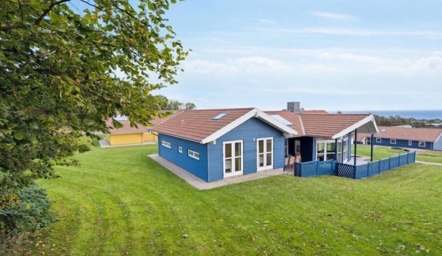 "Aliana" - 500m from the sea by Interhome