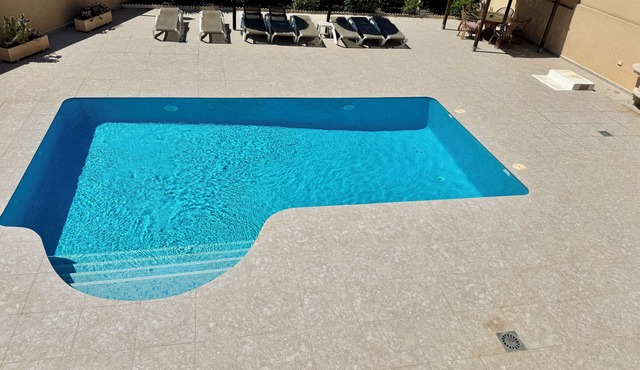 Alicante Villa With Air-con and A Private Pool With Large Secure Tiled Sun Area