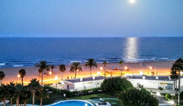 ALICANTE, GREAT VIEWS, SUN FOUR SEASSON AND BEACH (3 BEDROOMS) WIFI