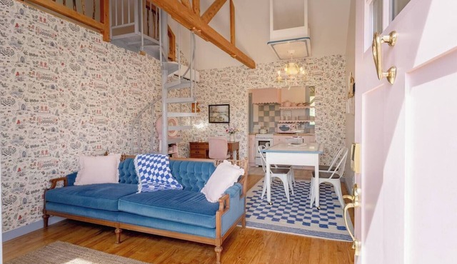 Alice in Wonderland Pocono Home