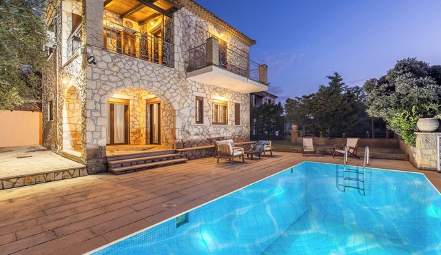 Aliki Villa - Country house with private swimming pool and view