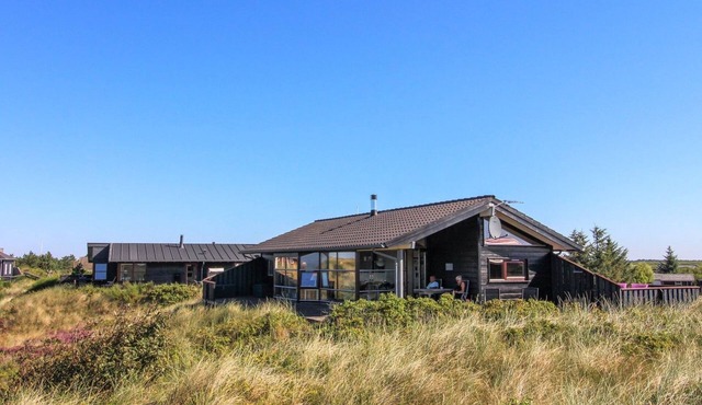 "Alim" - 300m from the sea by Interhome