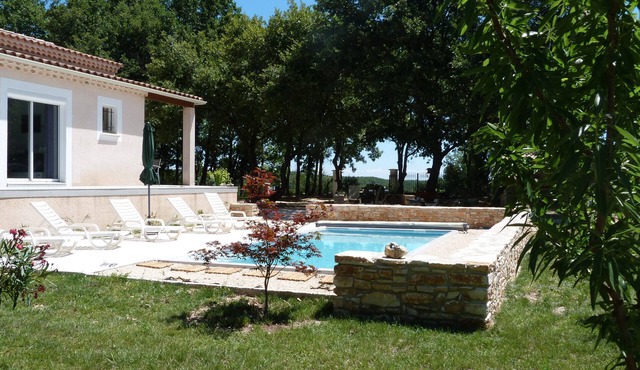 All air-conditioned villa with swimming pool 6 to 7 people