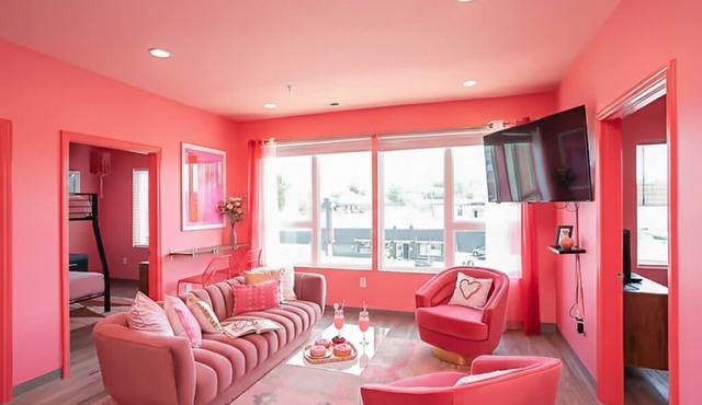 🍷🌇 All Day & Night! BEST EAST NASH location - Walkable