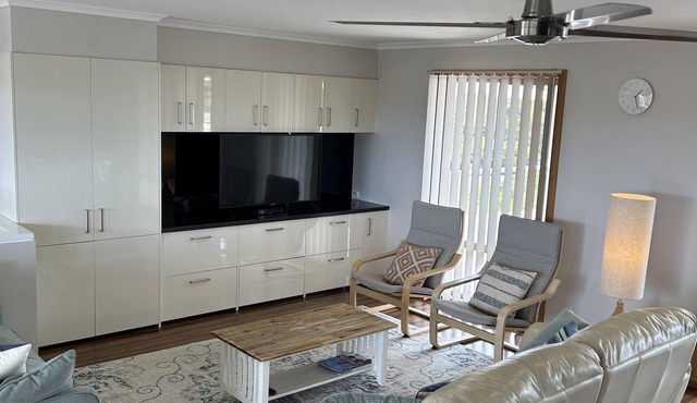 All Decked out - Large wide decks and breathtaking views are what 'ALL DECKED OUT' is all about. Take in the National Park in one direction, the beautiful inland lakes on sunset to the rear and Kangaroo Island over the ocean in the distance.