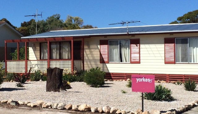 All Decked Out - wifi. Off peak special!