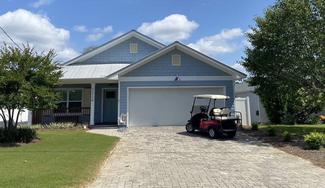 All dogs OK, infant/kid friendly, golf cart incl, 0.5 mi to beach