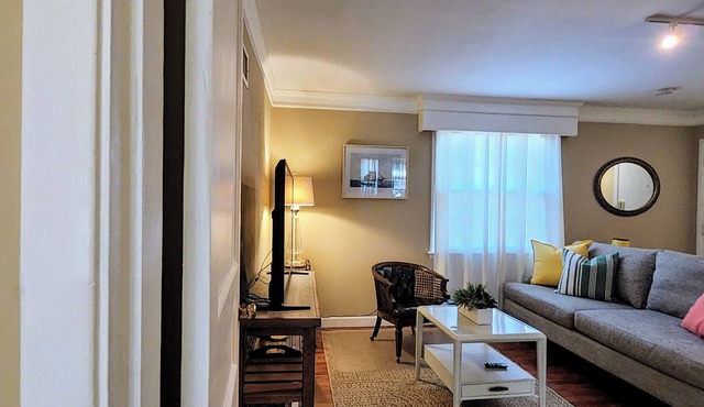All in Reach, 2BR in West End