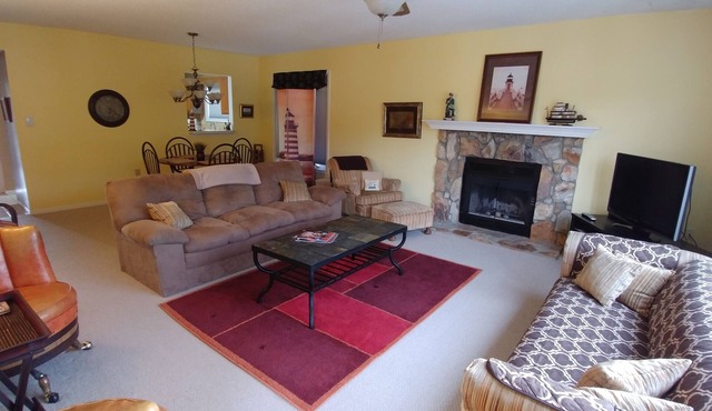 All inclusive 3 bedrooms, 2 full baths to accommodate a max of 6 in Anderson. SC