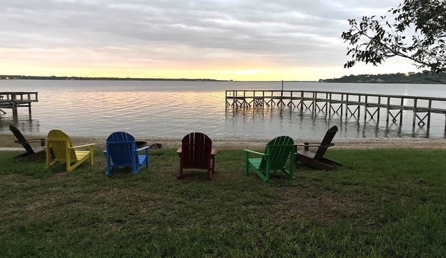 *All Inclusive* Lakefront Home and Retreat