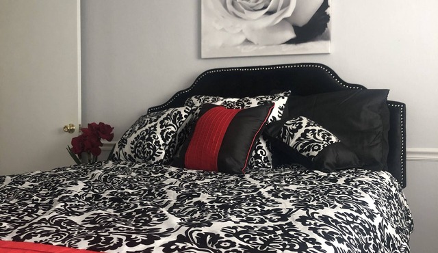 All new cozy Guest Nest Luxe (Unit A)