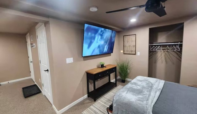 ALL New studio apartment across from Mercy Hospital