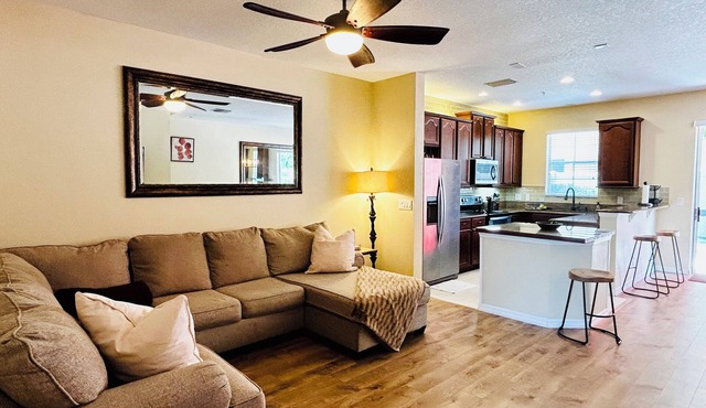 All NEW Universal Townhouse Close to All Attractions