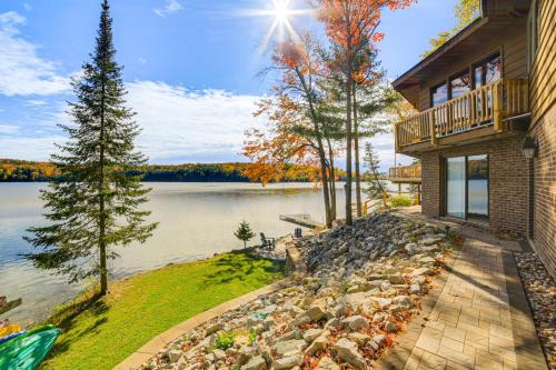 All-Season Adventures! Chicaugon Lakefront Gem