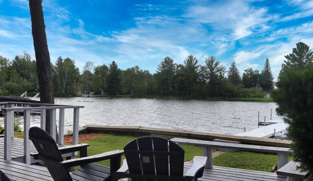 All Season Cottage on Manistee Lake