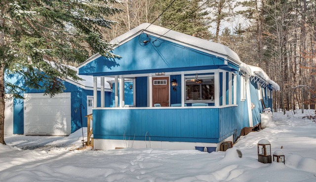 All-Season Getaway in Tamworth: Pets Welcome!