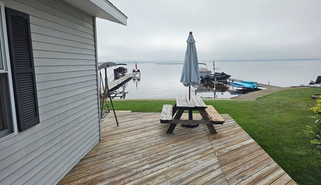 All season lake escape great for all year around fun!