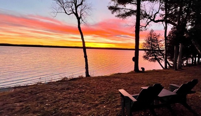 All-Season Lakefront Home - Direct Trail Access - Sleeps 10 - Cross Lake, Maine