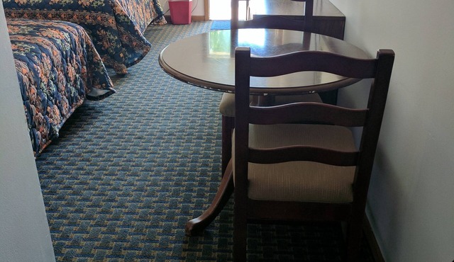 All Seasons Motel