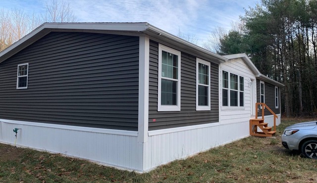 All Seasons Retreat in Prattsville, N.Y.nHiking/Swimming/Skiing & Snowboarding