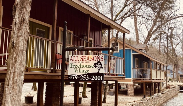 All Seasons Treehouse Village