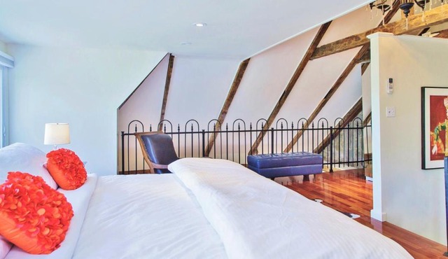 All Suites Whitney Manor