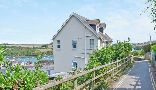 All that Salcombe has to offer from your perfect family base.