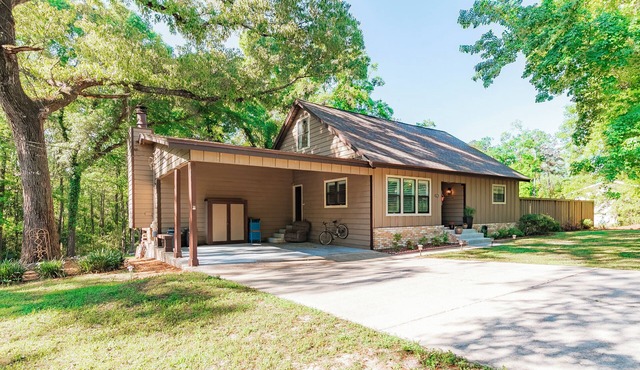 All the best amenities in a convenient, yet private, home for large groups