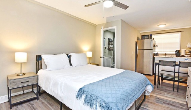 All-You-Need Studio Apartment Near Downtown and Disney