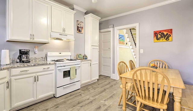 Allenhurst Abode w/Porch & Central Location!