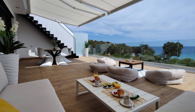 ALLONBAY private jacuzzi home
