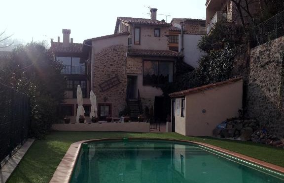 Allotjaments Rurals Can Pere Petit