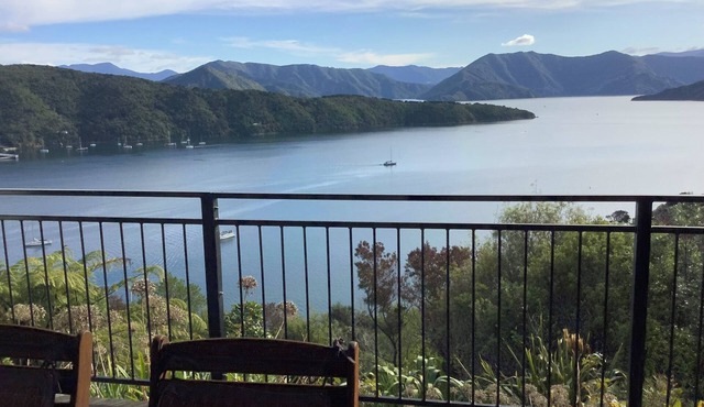 Allports Sea view Apartment with Spa